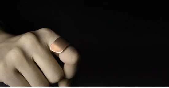 JP Juwelier -Gehämmerter handgefertigter Ring aus massivem Kupfer