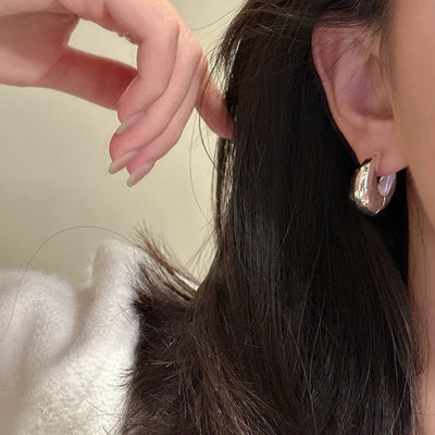 JP Juwelier -Schlichter, handgefertigter Kreis-Ohrring